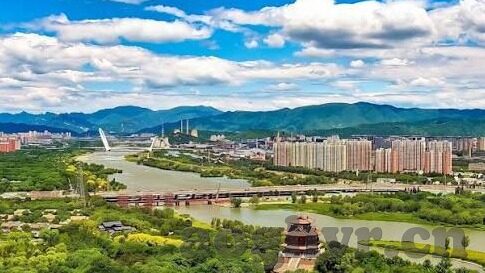 麻豆av在线免费播放-麻豆如何在平淡生活的缝隙中绽放？论免费手机应用下的影像艺术探索