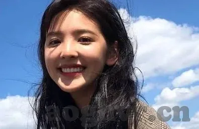 麻豆av真人在线-迷影视觉，揭开麻豆AV真人的幕后探索